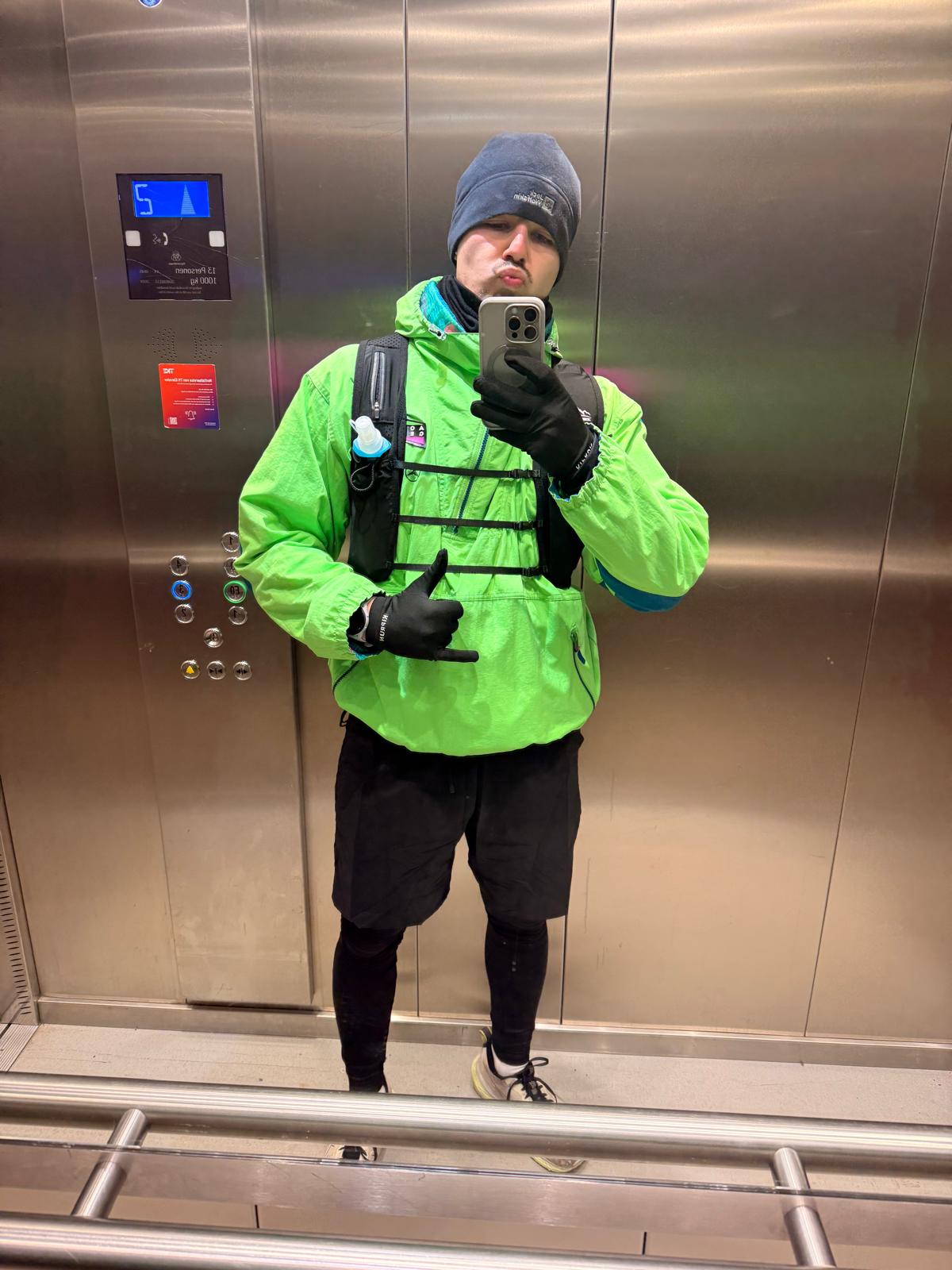 Maxi vor dem Lauftraining